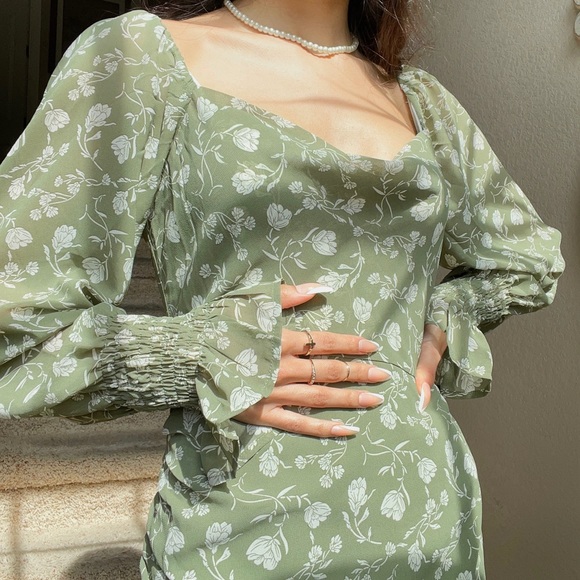 NEW Floral Print Cowl Neck Dress - Picture 3 of 5